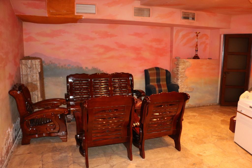 Motel Acapulco Ereván Exterior foto